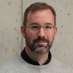 Dr. Daniel Klug